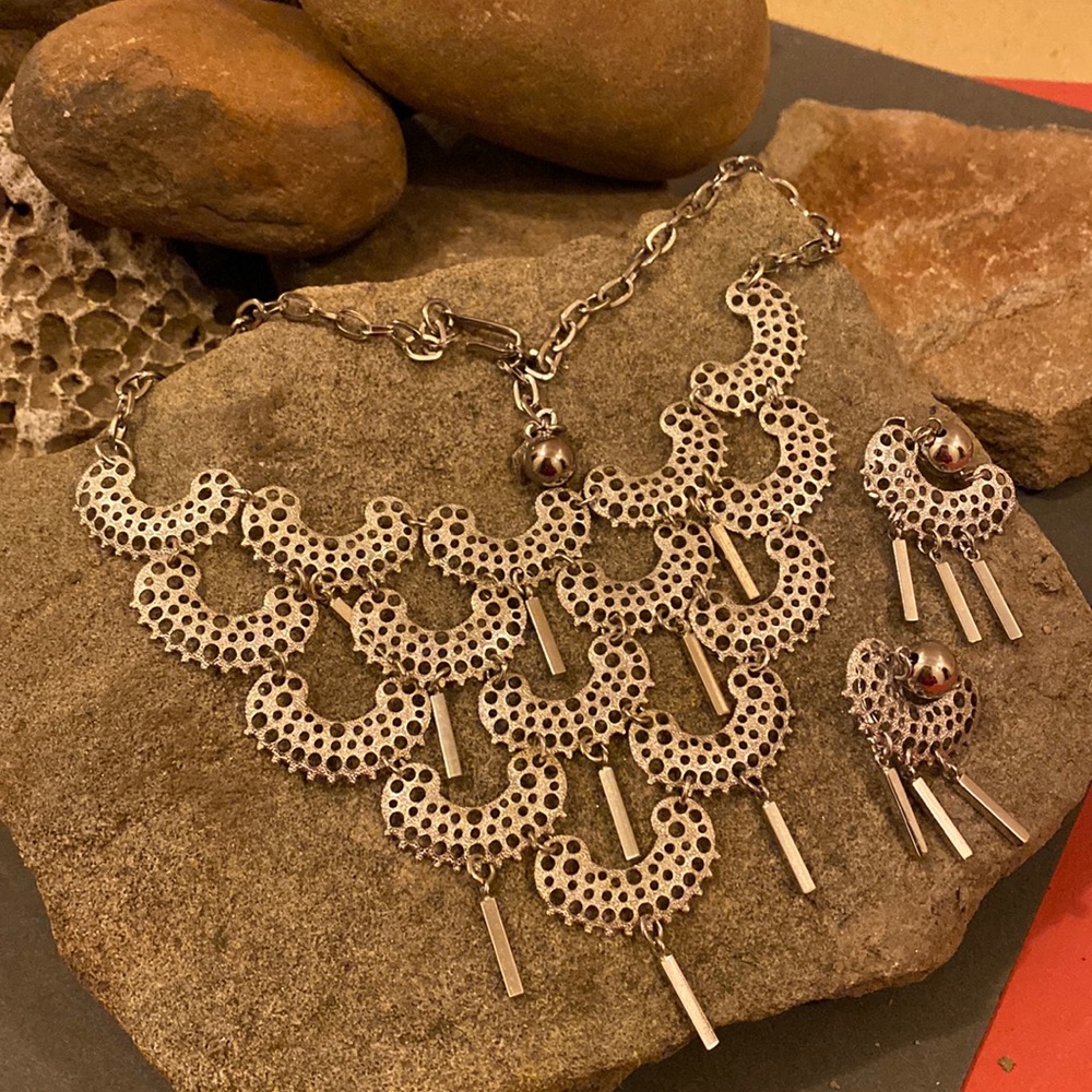 💖Vintage Sarah Conventy necklace and earrings